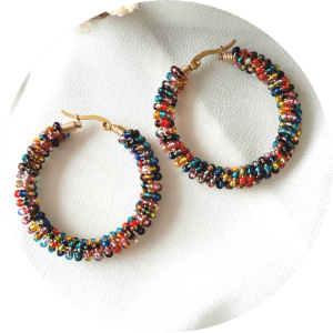 Candonga en Alambrismo con material Acero y mostacilla