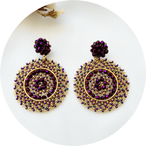 Aretes tejidos a mano